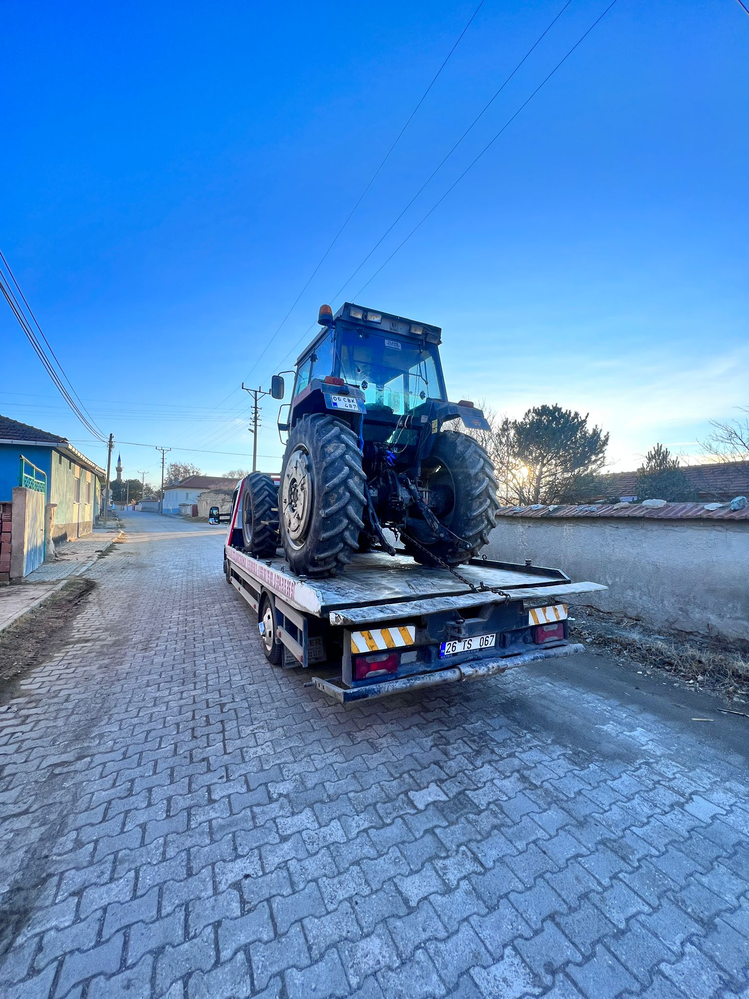 ASLAN OTO KURTARMA VE VİNÇ HİZMETLERİ ESKİŞEHİR 