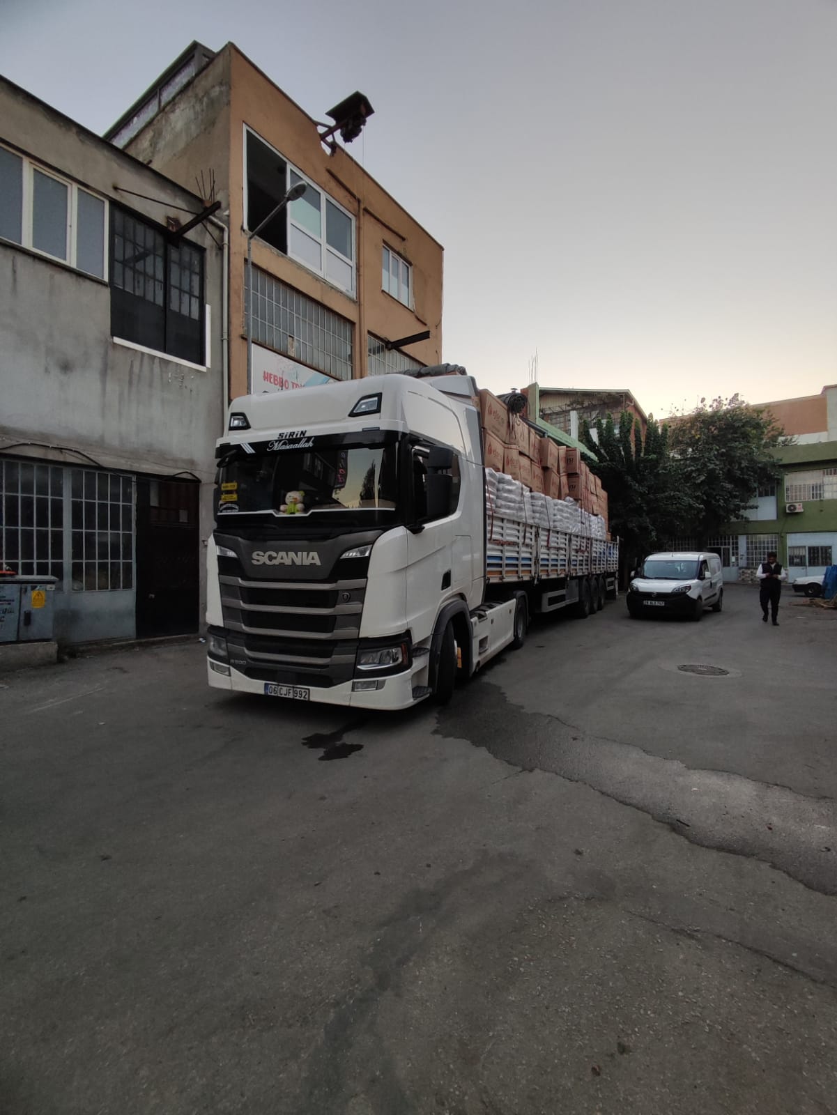 Şanlıurfa Salgutlar Lojistik 05426042520