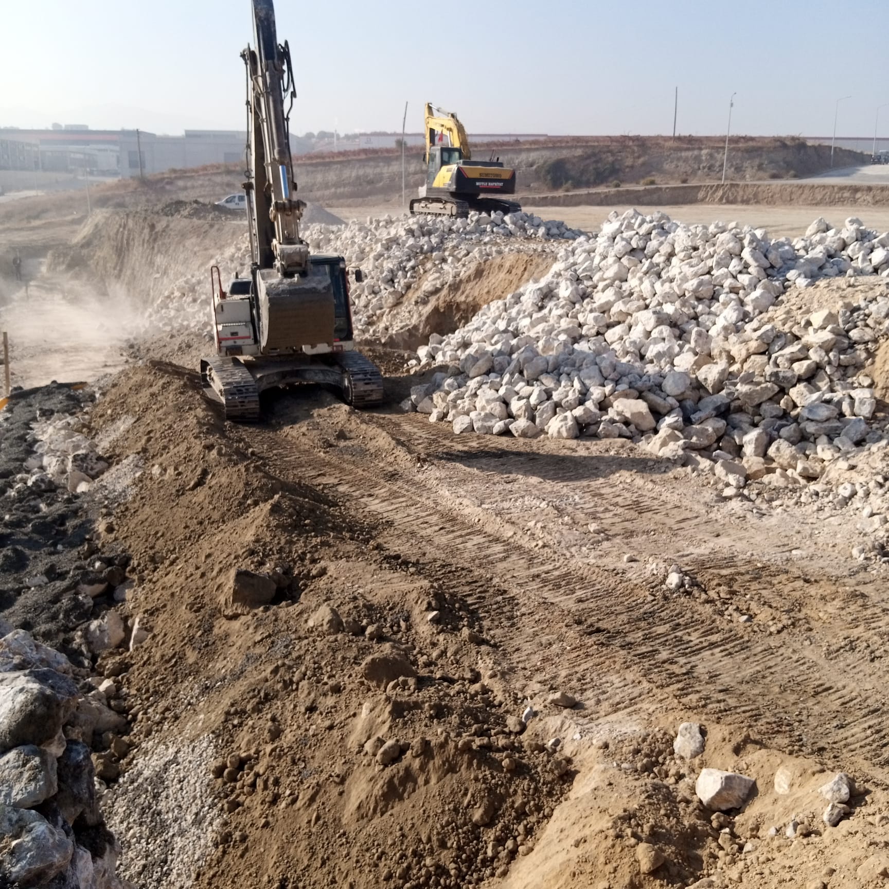 İzmir Buca Sakur Kardeşler Taş Duvar 05438506801